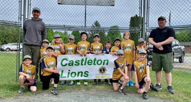 Castleton_Lions_Coach_Pitch_Team_2022.jpg